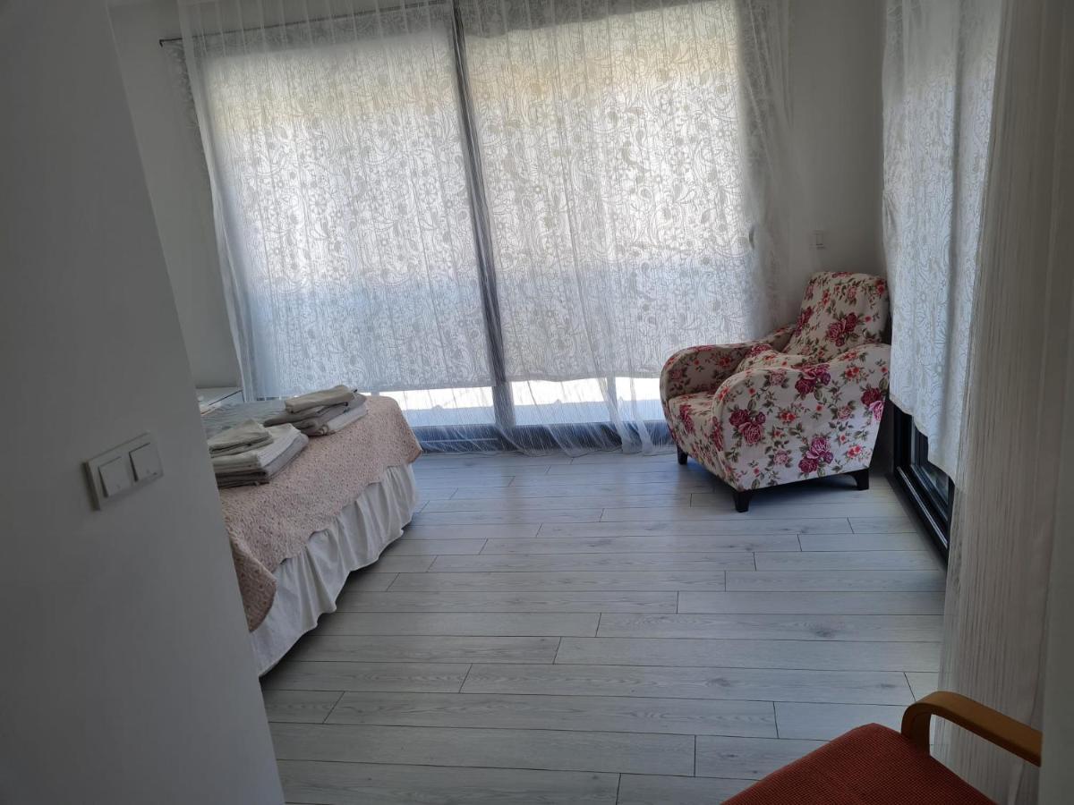 De-Lale Villa Çeşme Exteriör bild