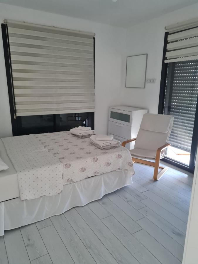 De-Lale Villa Çeşme Exteriör bild