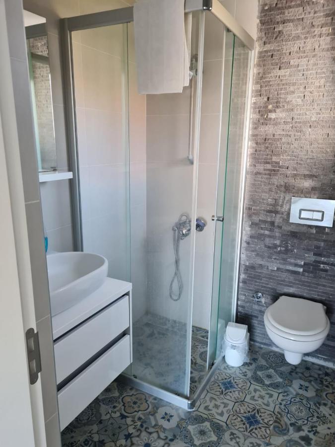 De-Lale Villa Çeşme Exteriör bild