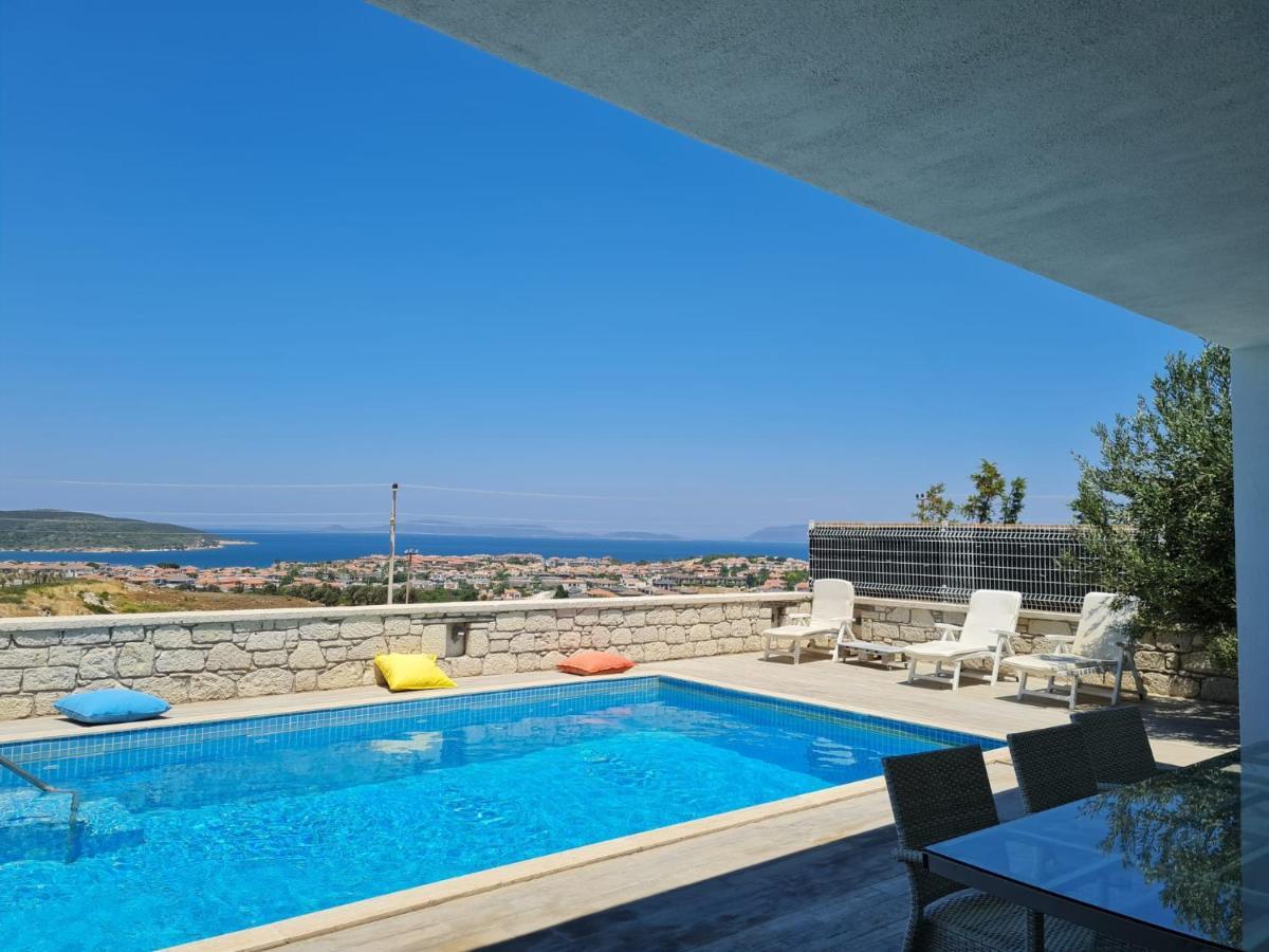De-Lale Villa Çeşme Exteriör bild