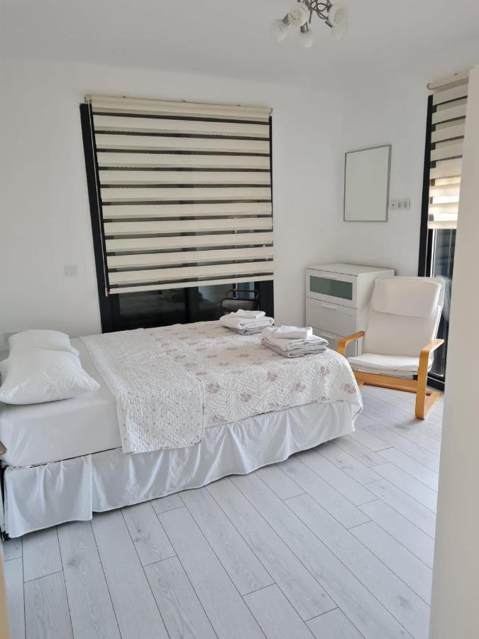 De-Lale Villa Çeşme Exteriör bild