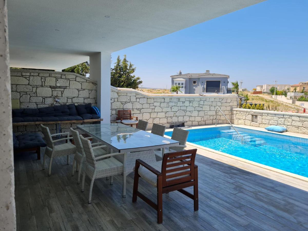 De-Lale Villa Çeşme Exteriör bild